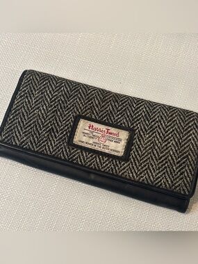 Black & Ivory Herringbone Women's Wallet